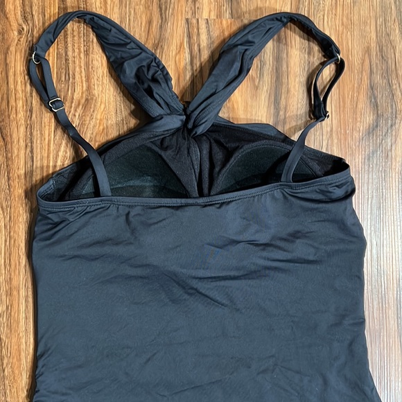 Tommy Bahama Pearl Sun Cat Over the Shoulder High Neck One Piece - Picture 11 of 16